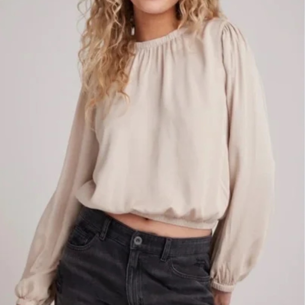 Bella Dahl Taupe Gathered Blouse
